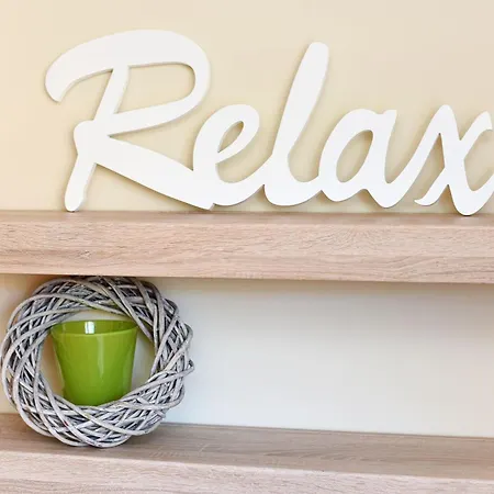 Relax - Uns Huus An T Kuest